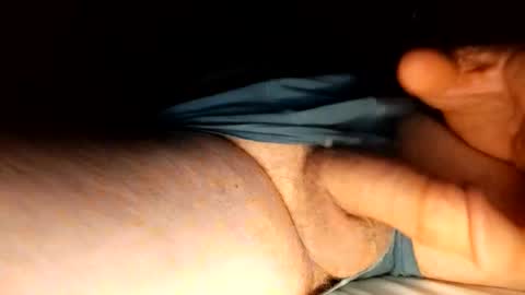 Snapshot of bulkyboners chatting on 10/21/25, 06:25 ejaculation for 250 online show from 10/21/25, 06:25