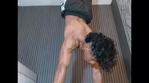 bull_cam online show from 09/13/25, 06:51