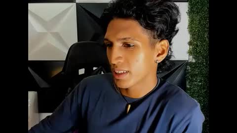 bull_cam online show from 09/22/25, 08:22