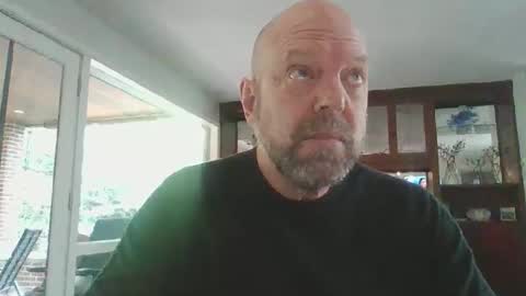 Snapshot of bulldog302w chatting on 04/20/26, 03:37 bulldog302w online show from 04/20/26, 03:37