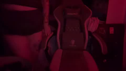 bumblebeebuzzer online show from 10/27/25, 12:47