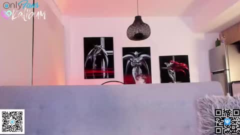 Snapshot of bumbum_kalibum chatting on 11/20/25, 01:50 Ivan online show from 11/20/25, 01:50