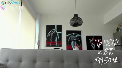 Snapshot of bumbum_kalibum chatting on 11/27/25, 07:49 Ivan online show from 11/27/25, 07:49