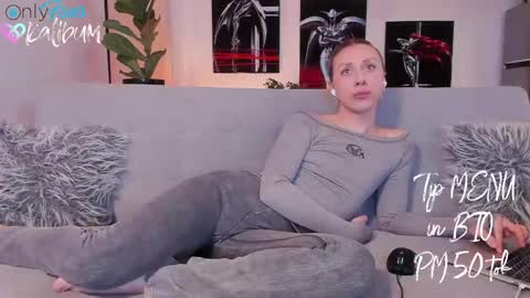 Snapshot of bumbum_kalibum chatting on 04/05/26, 04:09 Ivan online show from 04/05/26, 04:09