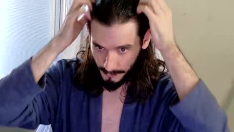 Snapshot of bumphreyhogart chatting on 12/14/25, 08:02 bumphreyhogart online show from 12/14/25, 08:02