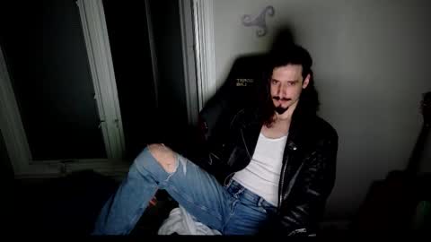 Snapshot of bumphreyhogart chatting on 12/22/25, 09:39 bumphreyhogart online show from 12/22/25, 09:39