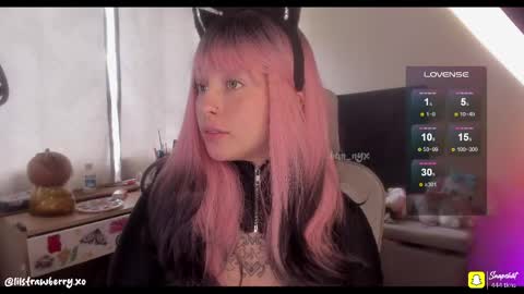 Snapshot of bun_nyx chatting on 05/04/26, 06:15 online show from 05/04/26, 06:15