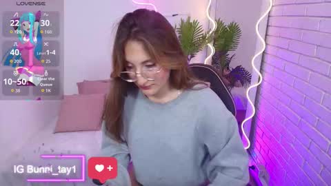 Bunni  online show from 09/20/25, 11:33