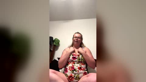 bunniejean online show from 05/12/26, 09:01