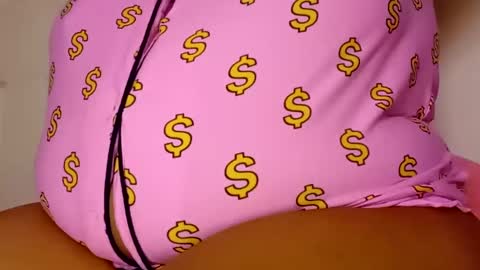 Snapshot of bunnixbuns chatting on 10/06/25, 09:12 Coco bunnix online show from 10/06/25, 09:12