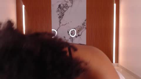 Rossi Hill online show from 02/08/26, 12:19