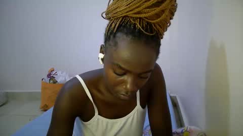 bunny_bliss1 online show from 05/20/26, 01:01