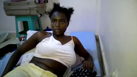 bunny_bliss1 online show from 07/01/26, 02:35