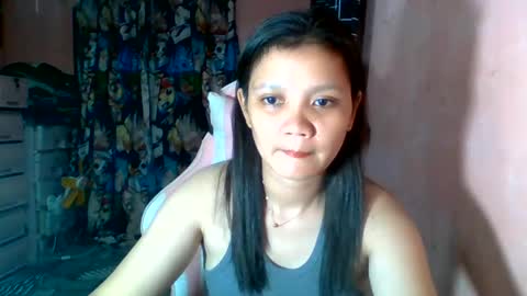 Snapshot of bunny_flower18 chatting on 05/25/26, 11:38 bunny_flower18 online show from 05/25/26, 11:38