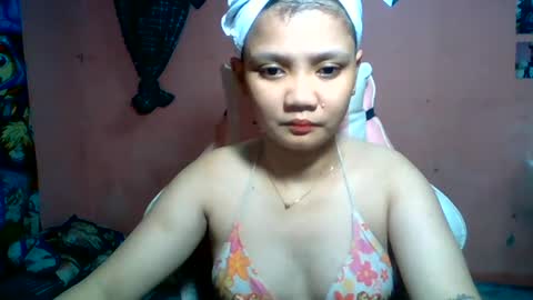 Snapshot of bunny_flower18 chatting on 06/13/26, 01:53 bunny_flower18 online show from 06/13/26, 01:53