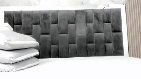 Snapshot of bunny_maxxi chatting on 12/05/25, 12:14 bunny online show from 12/05/25, 12:14