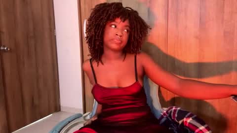 Isa online show from 11/22/25, 09:25