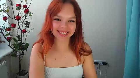 Snapshot of bunnybloom_ chatting on 09/09/25, 03:44 Ariel online show from 09/09/25, 03:44