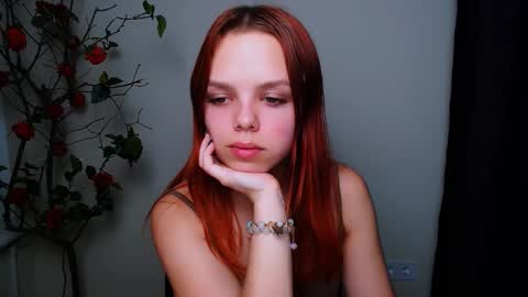 Snapshot of bunnybloom_ chatting on 11/20/25, 09:03 Ariel online show from 11/20/25, 09:03