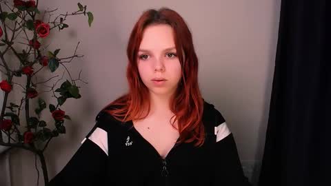 Snapshot of bunnybloom_ chatting on 11/26/25, 09:38 Ariel online show from 11/26/25, 09:38