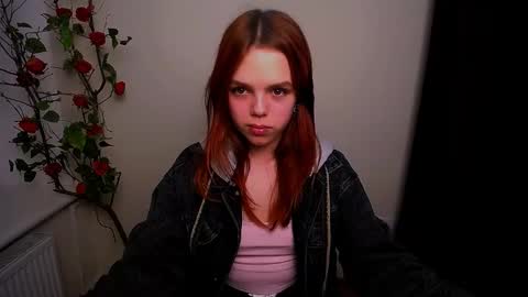 Snapshot of bunnybloom_ chatting on 03/09/26, 09:52 Ariel online show from 03/09/26, 09:52