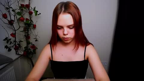 Snapshot of bunnybloom_ chatting on 03/11/26, 09:54 Ariel online show from 03/11/26, 09:54