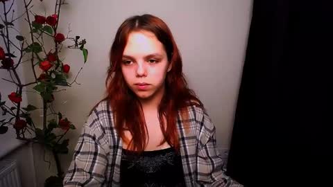 Snapshot of bunnybloom_ chatting on 03/19/26, 08:46 Ariel online show from 03/19/26, 08:46