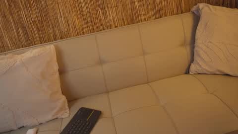 Snapshot of bunnycute_shy chatting on 03/27/26, 12:49 30 Off online show from 03/27/26, 12:49