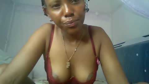 bunnydiva_ online show from 05/22/26, 02:08