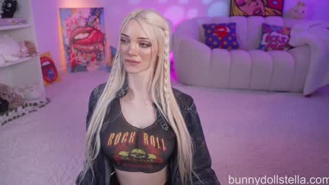 Stella online show from 03/07/26, 10:18