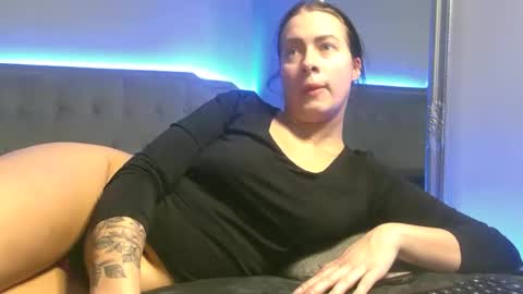 bunnyela online show from 02/13/26, 05:09