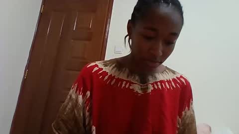 Snapshot of bunnygurl_ chatting on 11/08/25, 09:20 bunnygurl online show from 11/08/25, 09:20