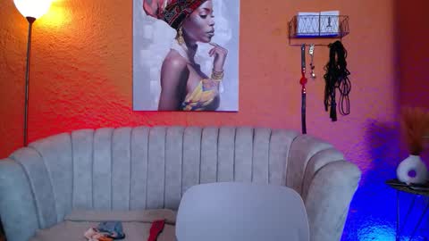 ANASTASIA online show from 10/31/25, 11:17