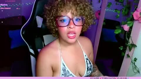 Snapshot of bunnylilith_ chatting on 06/14/26, 02:24 bunnylilith_ online show from 06/14/26, 02:24