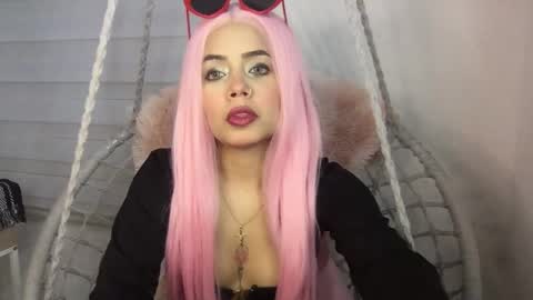 bunnylove_07 online show from 01/18/26, 04:49