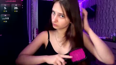 Bella online show from 07/14/26, 08:41
