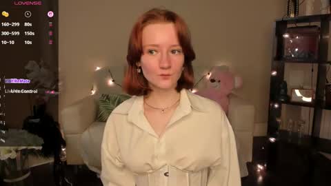 Snapshot of bunnyy_4u chatting on 05/19/26, 03:51 Lilith online show from 05/19/26, 03:51