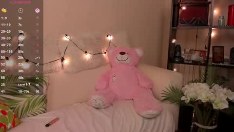 Snapshot of bunnyy_4u chatting on 06/08/26, 03:34 Lilith online show from 06/08/26, 03:34