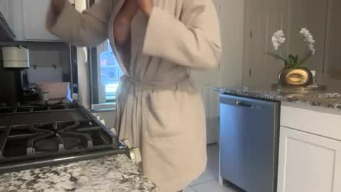 Snapshot of bunsbunnyprincess chatting on 03/20/26, 10:09 Buns Bunny Princess online show from 03/20/26, 10:09