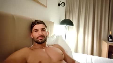 Snapshot of bunzdanny chatting on 01/10/25, 10:25 BunzDanny online show from 01/10/25, 10:25