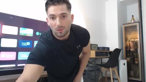 Snapshot of bunzdanny chatting on 10/04/25, 05:44 BunzDanny online show from 10/04/25, 05:44