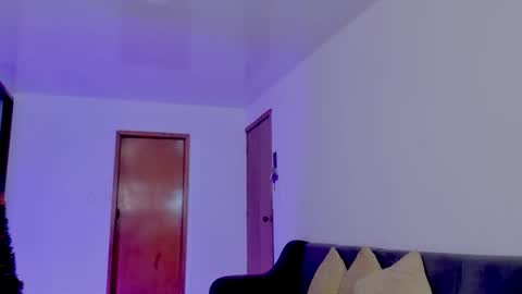 Im Val Welcome to my room My instagram Bubble cosmic online show from 12/21/24, 01:15