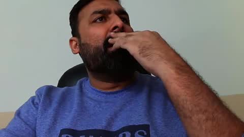 Snapshot of burlymonster chatting on 01/27/25, 12:37 Hairy Arabian online show from 01/27/25, 12:37