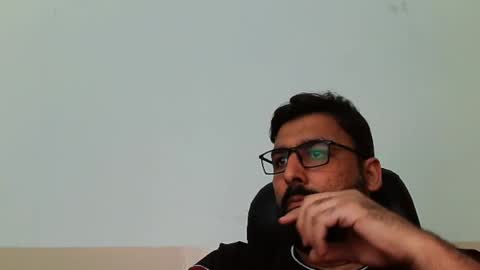 Snapshot of burlymonster chatting on 02/06/25, 04:03 Hairy Arabian online show from 02/06/25, 04:03