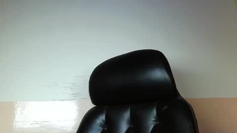 Snapshot of burlymonster chatting on 02/11/25, 07:02 Hairy Arabian online show from 02/11/25, 07:02