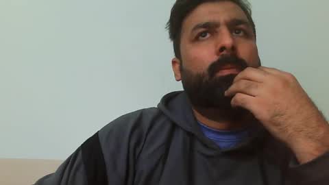 Snapshot of burlymonster chatting on 02/16/25, 03:04 Hairy Arabian online show from 02/16/25, 03:04