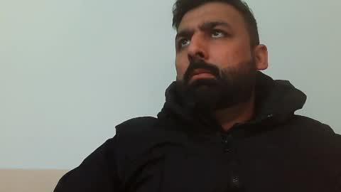 Snapshot of burlymonster chatting on 02/16/25, 04:10 Hairy Arabian online show from 02/16/25, 04:10