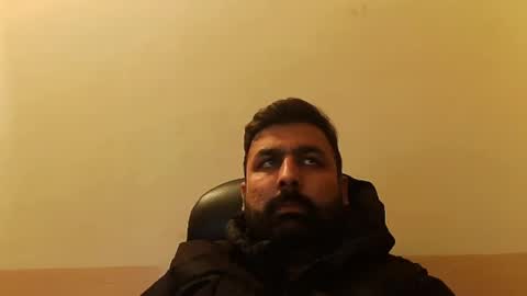 Snapshot of burlymonster chatting on 02/28/25, 05:26 Hairy Arabian online show from 02/28/25, 05:26