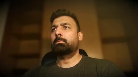 Snapshot of burlymonster chatting on 10/01/25, 03:34 Hairy Arabian online show from 10/01/25, 03:34