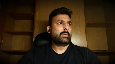 Snapshot of burlymonster chatting on 10/13/25, 04:45 Hairy Arabian online show from 10/13/25, 04:45